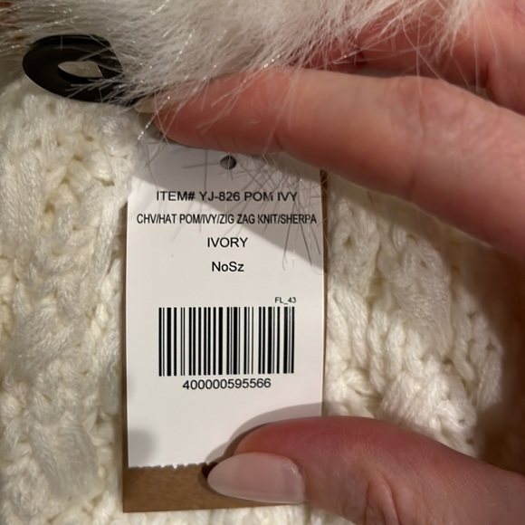 C.C Zag Knit Ivory Sherpa hat with white pom - Picture 2 of 2